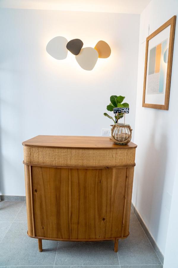 Hostal Tarantelo Conil Conil De La Frontera Zewnętrze zdjęcie